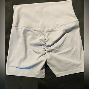 Rarefit scrunch booty shorts Large New without tags
